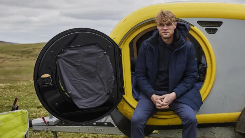 TG31 EP2 093 EMBARGOED 00 01 GMT 16 11 21