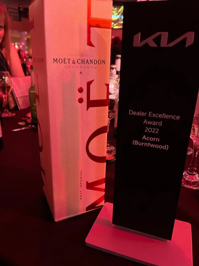 16e1bf36 bc21 4d23 97b9 838bcb399b79