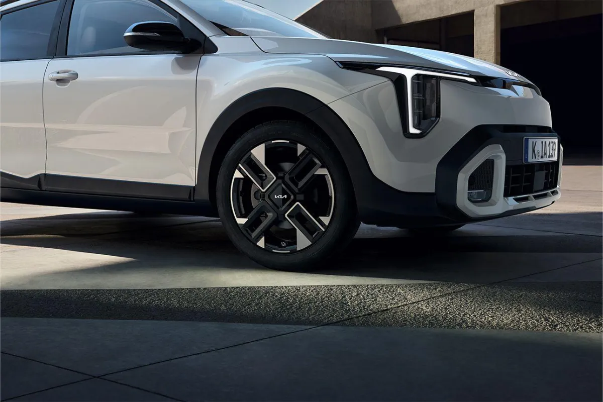 Kia Stonic 'GT-Line S' Offer - Gallery Image 4