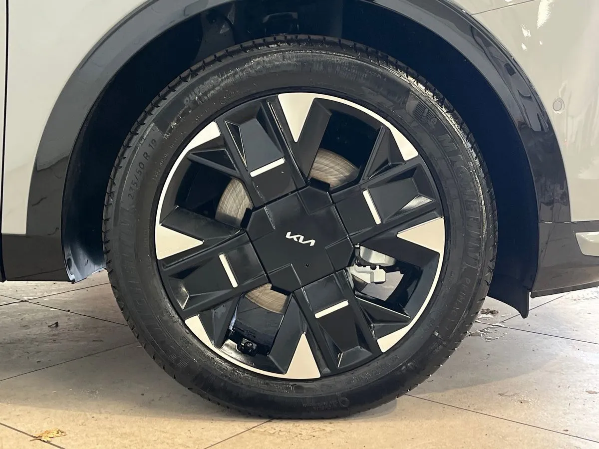 Kia Sportage HEV Offer - Gallery Image 35