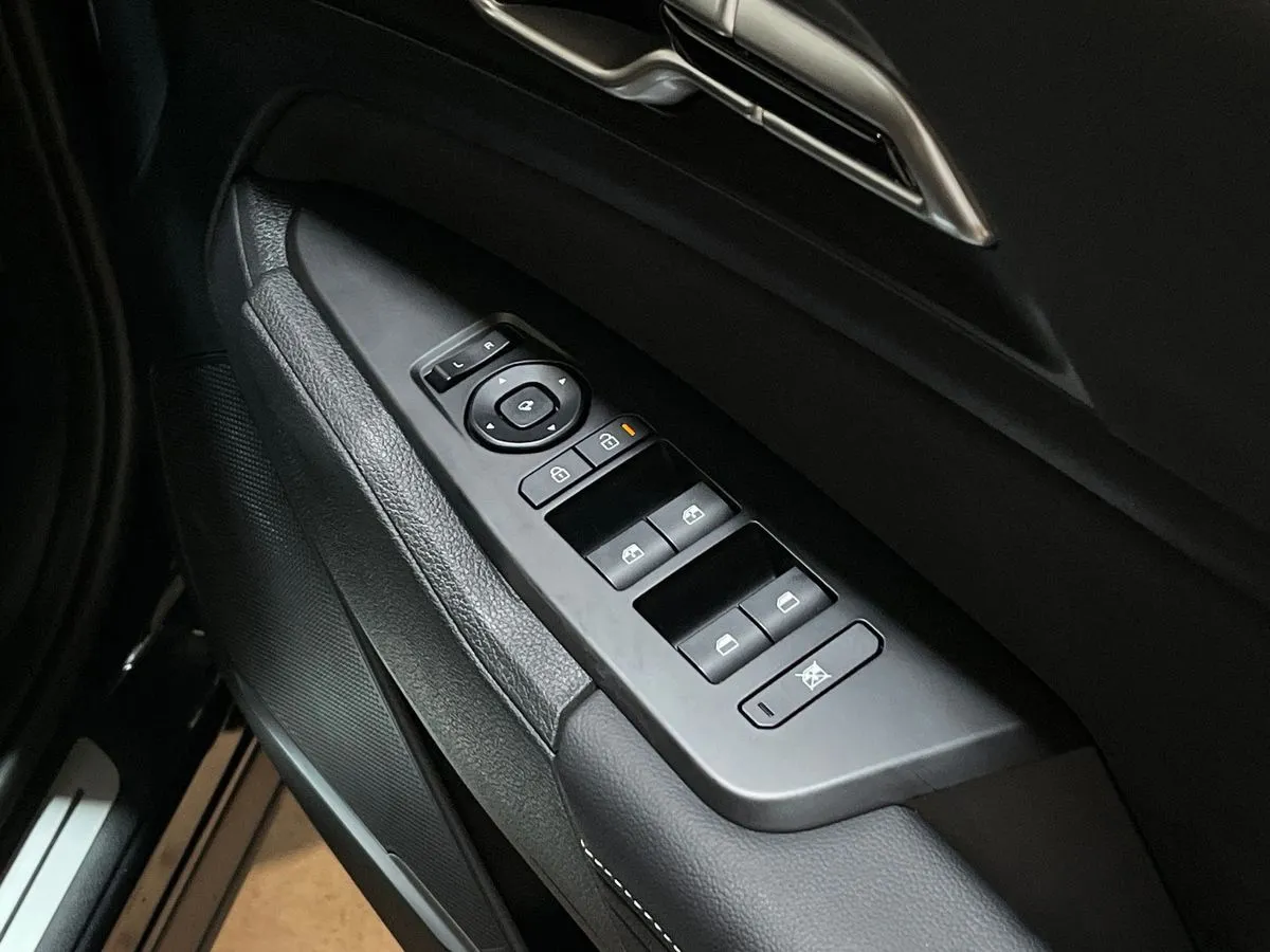 Kia Sportage HEV Offer - Gallery Image 31